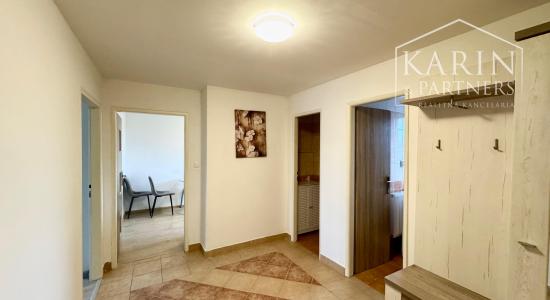 PRENÁJOM ZARIADENÉHO 2i BYTU V HOLÍČI