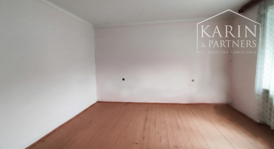 Exkluzívne: Rodinný dom s dvoma bytovými jednotkami, Zemné