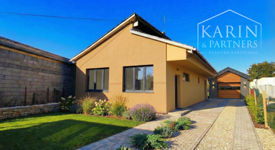 Exkluzívne: Rodinný dom Vinodol, 4-izbový, / Nitra 15km /