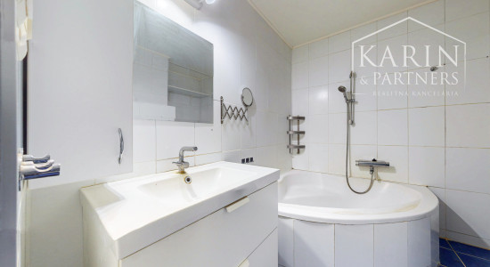 MODERNÝ A PRIESTRANNÝ 4-IZBOVÝ BYT V ŠAHÁCH – IDEÁLNY PRE RODINU