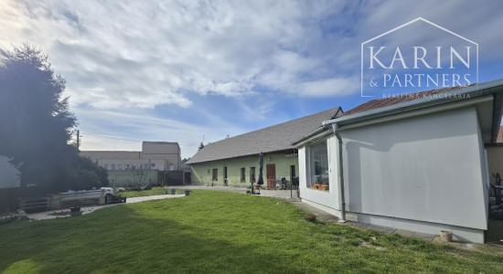 Predaj – rodinný dom s pozemkom 1713 m2 – Štvrtok na Ostrove – okr. DS.