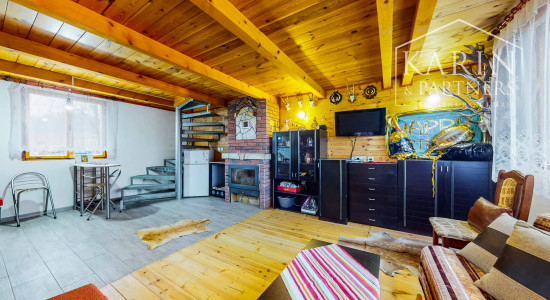 Štýlová drevenica v srdci Štiavnických vrchov – Kráľovce-Krnišov 20 minút od Banskej Štiavnice