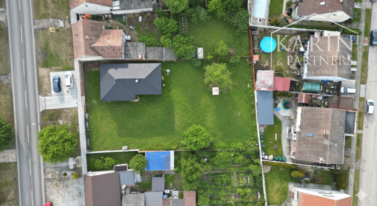 PREDAJ: STAVEBNÝ POZEMOK SO SIEŤAMI