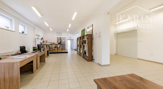 OBCHODNO-SKLADOVÉ PRIESTORY S NÁKLADNOU PLOŠINOU+ SHOWROOM A KANCELÁRIA