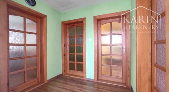 5-izbový rodinný dom s hosťovským bytom v centre Ivanky pri Dunaji