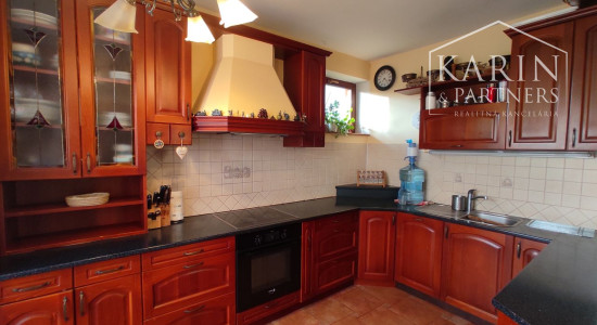 5-izbový rodinný dom s hosťovským bytom v centre Ivanky pri Dunaji