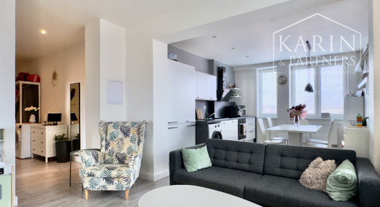 Nádherný, kompletne zariadený 3-izbový byt (66 m²) z r. 2018 s vlastným parkovaním v top lokalite, Skalica