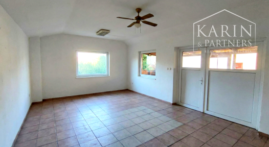 Exkluzívne: Rodinný dom Vinodol, 4-izbový, / Nitra 15km /