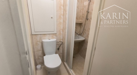Predaj garsónky po čiastočnej rekonštrukcii – Štrkovec, Ružinov