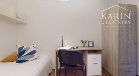 ZARIADENÝ PRIESTRANNÝ A SLNEČNÝ 2I BYT DISPOZIČNE UPRAVENÝ NA 3I