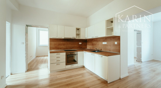 Kompletne zrekonštruovaný 4i rodinný dom v meste Šaštín-Stráže