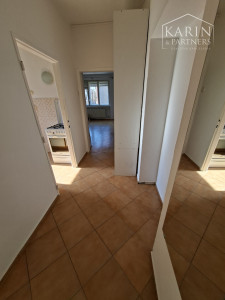 NA PRENÁJOM: 1 I. BYT 43 M2, BRATISLAVA - RUŽINOV - NIVY, ZÁHRADNICKÁ ULICA (PARKOVANIE VO DVORE MOŽNÁ), CENA: 650 €
