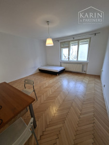 NA PRENÁJOM: 1 I. BYT 43 M2, BRATISLAVA - RUŽINOV - NIVY, ZÁHRADNICKÁ ULICA (PARKOVANIE VO DVORE MOŽNÁ), CENA: 650 €