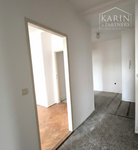 Predaj – 2 izbový byt v atraktívnej lokalite Bratislava II – Ružinov, časť Nivy, Jelačičova ulica.