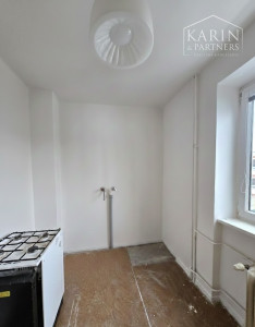 Predaj – 2 izbový byt v atraktívnej lokalite Bratislava II – Ružinov, časť Nivy, Jelačičova ulica.