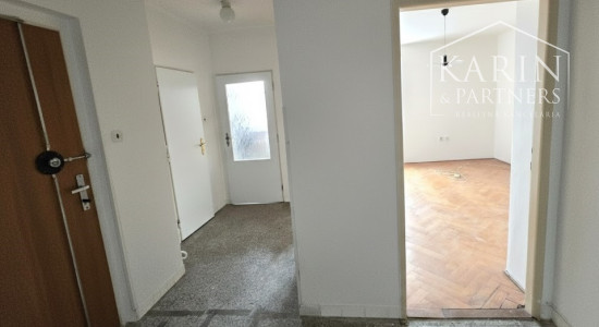 Predaj – 2 izbový byt v atraktívnej lokalite Bratislava II – Ružinov, časť Nivy, Jelačičova ulica.