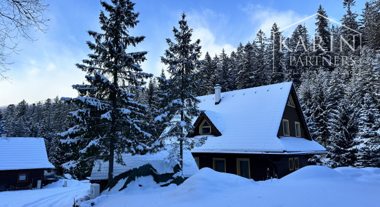 Rekreačná chata - v krásnom vysokohorskom prostredí v srdci Nízkych Tatier.
