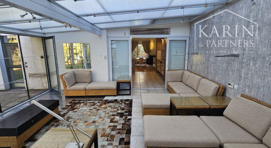 Prenájom - 8 izbový rodinný dom s 800m2 záhradou - Nové mesto BA III