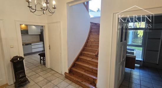 Prenájom - 8 izbový rodinný dom s 800m2 záhradou - Nové mesto BA III