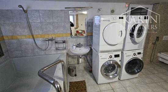 Prenájom - 8 izbový rodinný dom s 800m2 záhradou - Nové mesto BA III