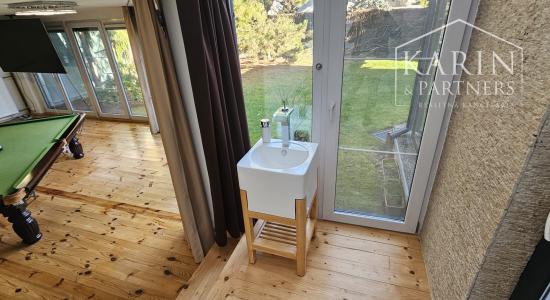 Prenájom - 8 izbový rodinný dom s 800m2 záhradou - Nové mesto BA III