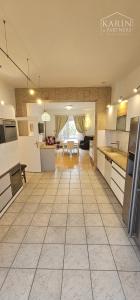 Prenájom - 8 izbový rodinný dom s 800m2 záhradou - Nové mesto BA III