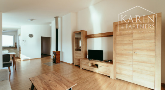 EXKLUZÍVNA 3-IZBOVÁ NOVOSTAVBA S TERASOU V PRIETRŽKE