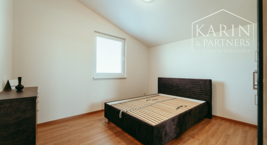 EXKLUZÍVNA 3-IZBOVÁ NOVOSTAVBA S TERASOU V PRIETRŽKE