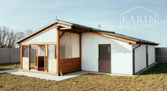 EXKLUZÍVNA 3-IZBOVÁ NOVOSTAVBA S TERASOU V PRIETRŽKE