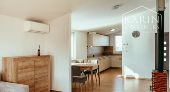 EXKLUZÍVNA 3-IZBOVÁ NOVOSTAVBA S TERASOU V PRIETRŽKE