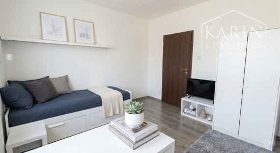 Exkluzívne Iba u Nás: Predáme zrekonštruovaný 3 izbový byt so šatníkom a balkónom, Šaľa