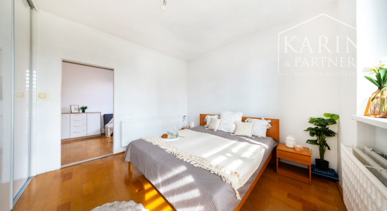 6-izbový rodinný dom s viacúčelovým veľkým pozemkom – Ivanka pri Nitre, len 10 minút od mesta Nitra