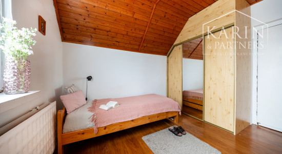 6-izbový rodinný dom s viacúčelovým veľkým pozemkom – Ivanka pri Nitre, len 10 minút od mesta Nitra