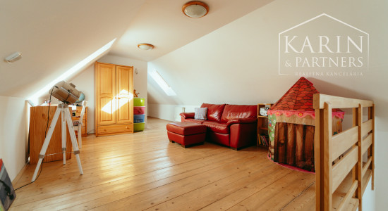 5i vidiecky RD po kompletnej rekonštrukcii v tichej časti obce Borský Mikuláš