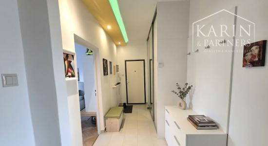 PREDAJ–Nadštandardný 3-izbový byt  s loggiou v  top lokalite Ružinova – Trávniky