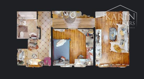 ZREKONŠTRUOVANÝ A ZARIADENÝ 2I BYT S ROZĽAHLOU TERASOU A PIVNICOU