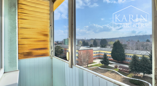 Dostupná garzónka s nízkymi nákladmi v žiadanej lokalite, L. Svobodu