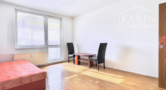 Dostupná garzónka s nízkymi nákladmi v žiadanej lokalite, L. Svobodu