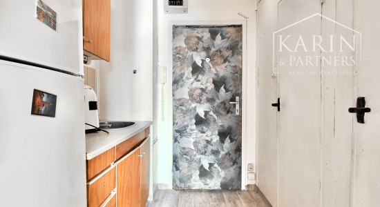 Dostupná garzónka s nízkymi nákladmi v žiadanej lokalite, L. Svobodu