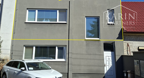 PRENÁJOM: 3 I. BYT 80 M2 V DOME, BRATISLAVA - NOVÉ MESTO, CENA:  950 €/ MESIAC + (PARKOVANIE MOŽNÉ PRED DOMOM).