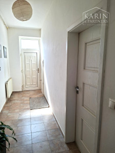 PRENÁJOM: 3 I. BYT 80 M2 V DOME, BRATISLAVA - NOVÉ MESTO, CENA:  950 €/ MESIAC + (PARKOVANIE MOŽNÉ PRED DOMOM).