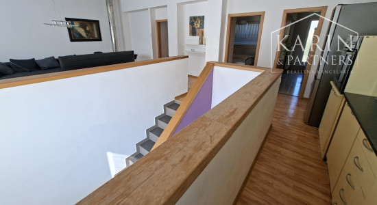 PRENÁJOM: 3 I. BYT 80 M2 V DOME, BRATISLAVA - NOVÉ MESTO, CENA:  950 €/ MESIAC + (PARKOVANIE MOŽNÉ PRED DOMOM).