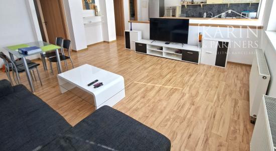 PRENÁJOM: 3 I. BYT 80 M2 V DOME, BRATISLAVA - NOVÉ MESTO, CENA:  950 €/ MESIAC + (PARKOVANIE MOŽNÉ PRED DOMOM).