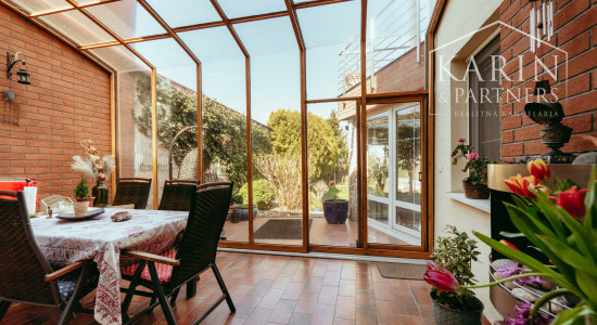 STUPAVA - Rodinný dom s atmosférou  - 5 izieb, záhrada, záhradný domček, bazén, parkovanie