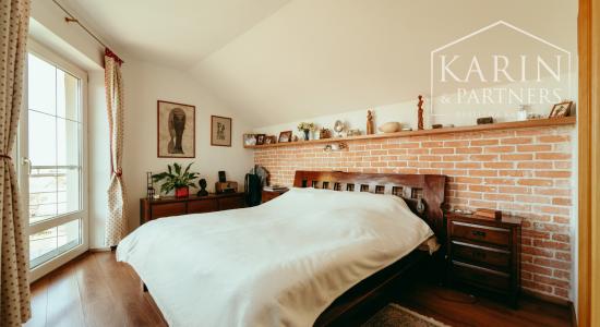 STUPAVA - Rodinný dom s atmosférou  - 5 izieb, záhrada, záhradný domček, bazén, parkovanie