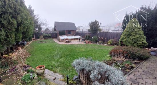 STUPAVA - Rodinný dom s atmosférou  - 5 izieb, záhrada, záhradný domček, bazén, parkovanie
