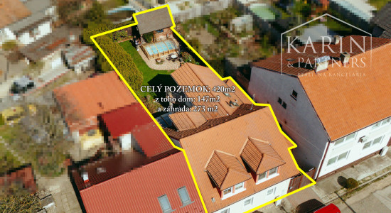 STUPAVA - Rodinný dom s atmosférou  - 5 izieb, záhrada, záhradný domček, bazén, parkovanie