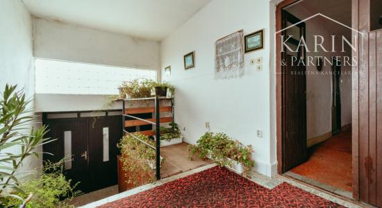 10 izbový rodinný dom v okrajovej časti obce Brodské