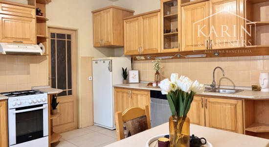 3-izb. RD Pastuchov (8 km od Hlohovca), 2 garáže, dieľňa+2 izby v podkroví