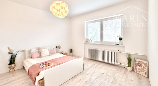 3-izb. RD Pastuchov (8 km od Hlohovca), 2 garáže, dieľňa+2 izby v podkroví